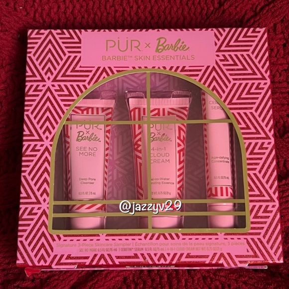 💞PÜR X Barbie Skin Essentials Signature 3-Piece Skincare Sampler💞 - Picture 3 of 4
